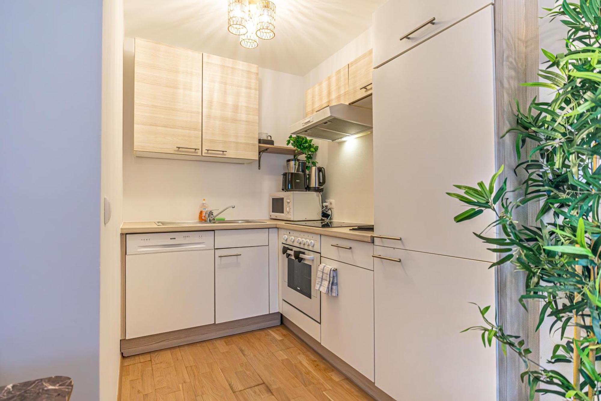 Superb Fully Equipped Apartment, 9 Min To City Center Via Metro فيينا المظهر الخارجي الصورة